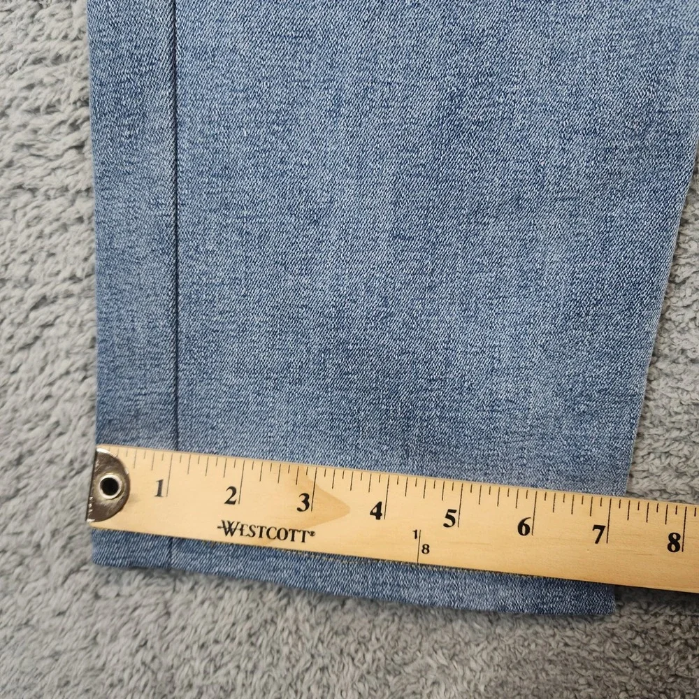 7 For All Mankind Austyn Jeans Mens 34x30 Light Blue Distressed Relaxed Straight